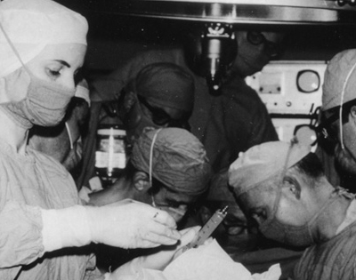 Norman Shumway preforming the first adult heart transplant at Stanford on January 6, 1968