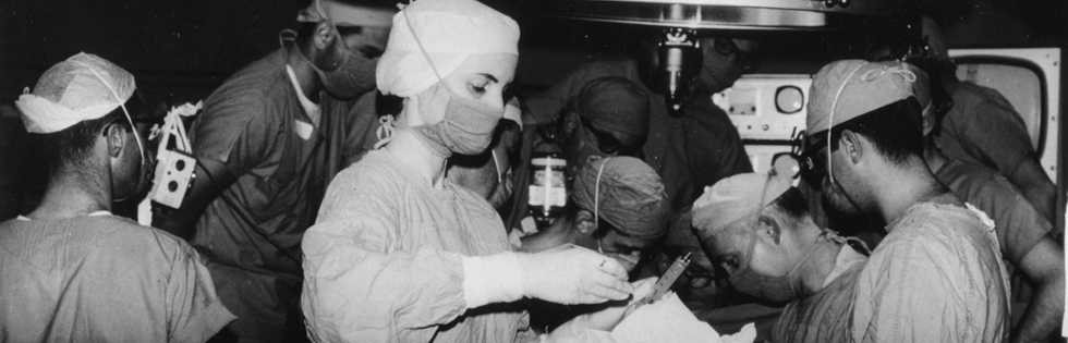 Norman Shumway preforming the first adult heart transplant at Stanford on January 6, 1968